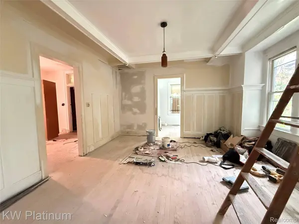 4235 Van Dyke ST, Detroit, MI 48214