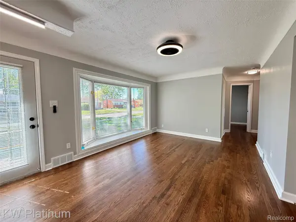 25530 Marilyn AVE, Warren, MI 48089