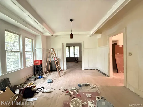 4235 Van Dyke ST, Detroit, MI 48214