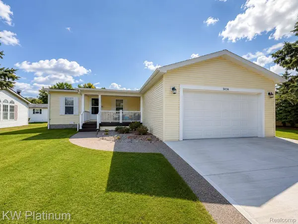 50136 Wedgewood CT N