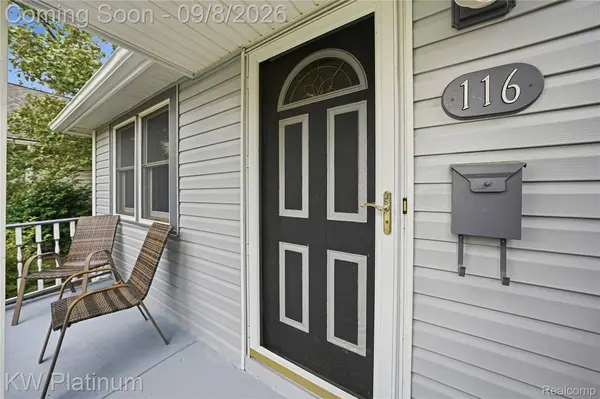 116 S Custer AVE, Clawson, MI 48017