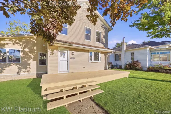 1309 Saint Clair BLVD, Algonac, MI 48001