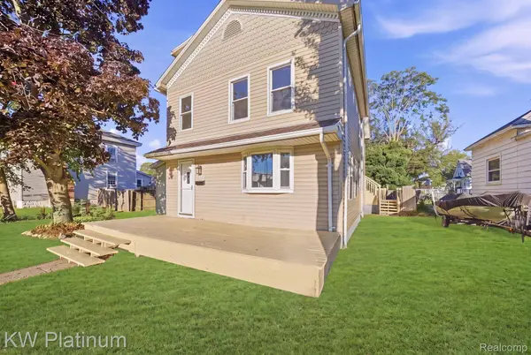 1309 Saint Clair BLVD, Algonac, MI 48001
