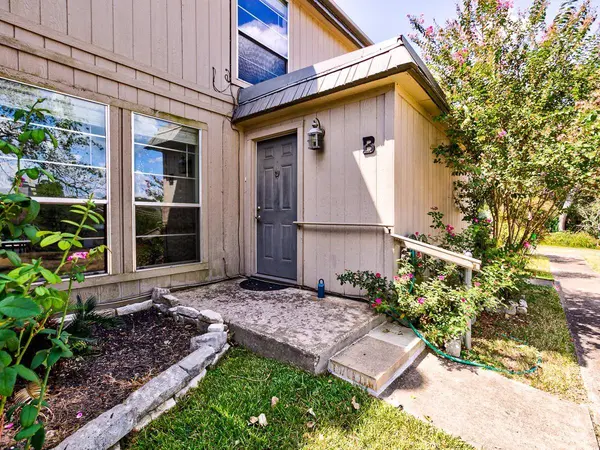 710 Castle Ridge RD #B, Austin, TX 78746