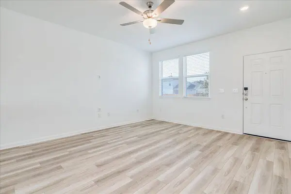 14136 Gilwell DR, Del Valle, TX 78617