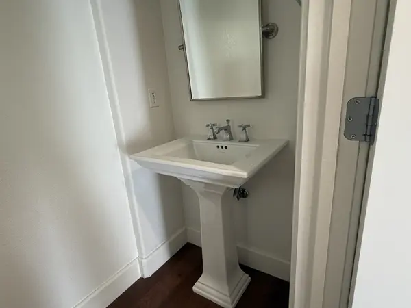 1298 Dahlia Loop, San Jose, CA 95126-5207