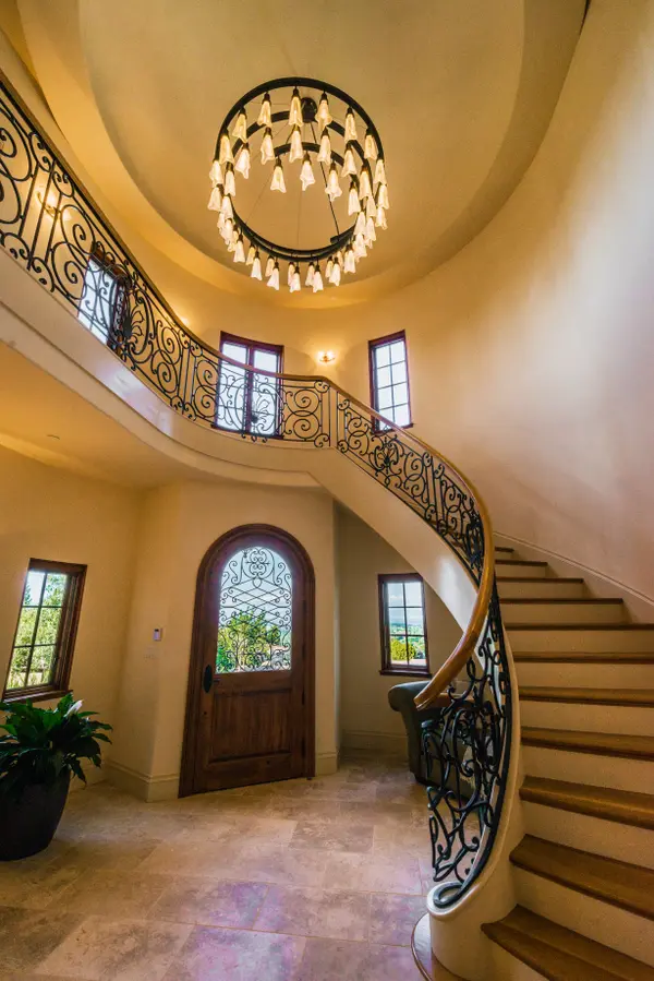 171 Tobin Clark Dr, Hillsborough, CA 94010-7443