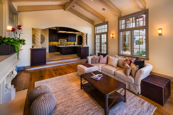 171 Tobin Clark Dr, Hillsborough, CA 94010-7443