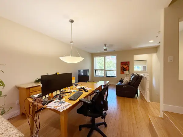 4206 Rickey's Way #B, Palo Alto, CA 94306-5901