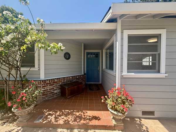 332 Camino al Lago, Atherton, CA 94027-6544