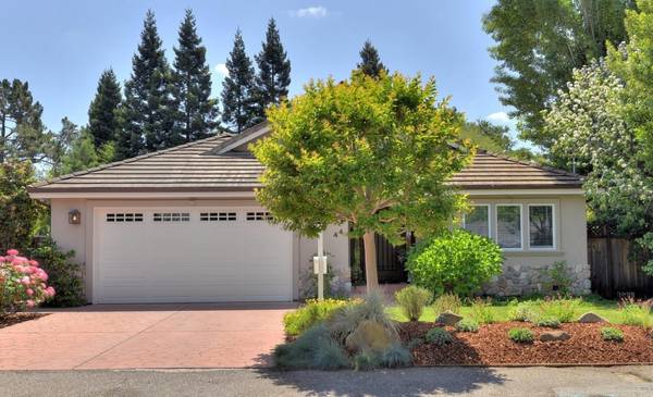 44 Mt Hamilton Ave, Los Altos, CA 94022-2233
