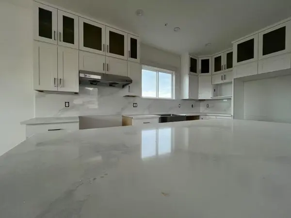 326 Hazel Ave, San Bruno, CA 94066-4832