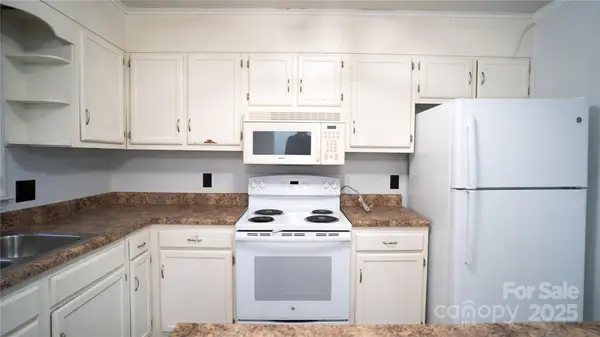 3916 David Cox RD, Charlotte, NC 28269