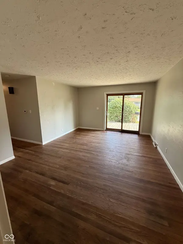 2173 Newcomer LN, Beech Grove, IN 46107