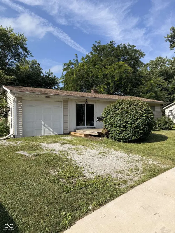 2173 Newcomer LN, Beech Grove, IN 46107