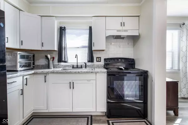 305 N Tremont ST, Indianapolis, IN 46222