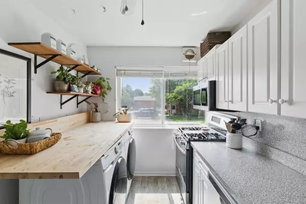 208 Flax Hill Road #APT 10, Norwalk, CT 06854