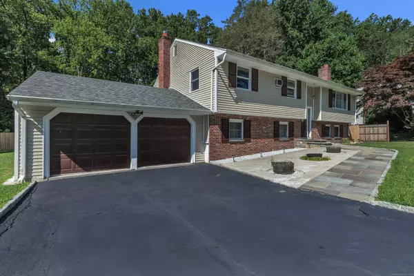 77 Rangely Drive, Trumbull, CT 06611