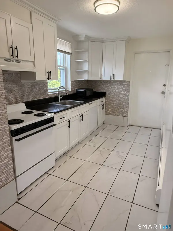 290 West Main Street #4, Stamford, CT 06902