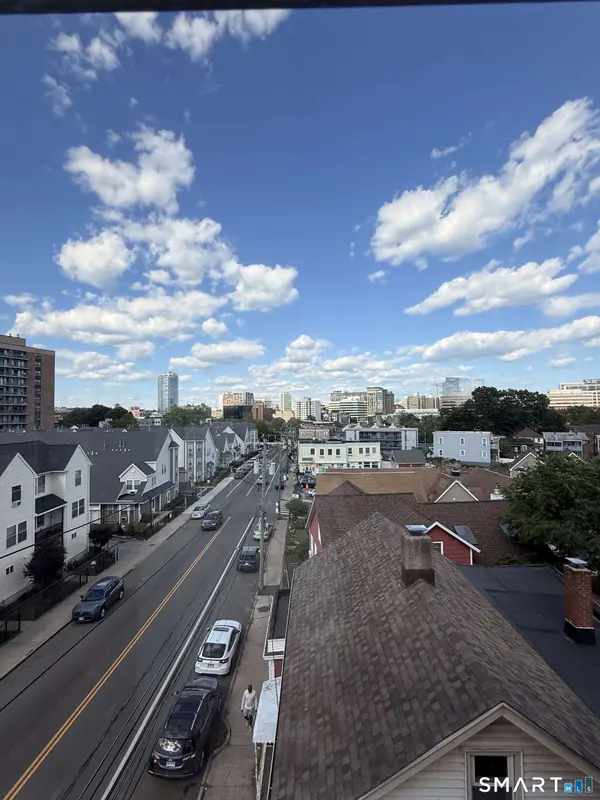 290 West Main Street #4, Stamford, CT 06902
