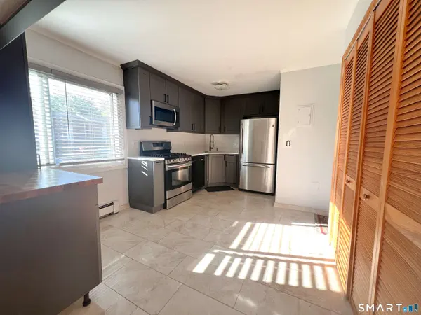 80 County Street #6H, Norwalk, CT 06851