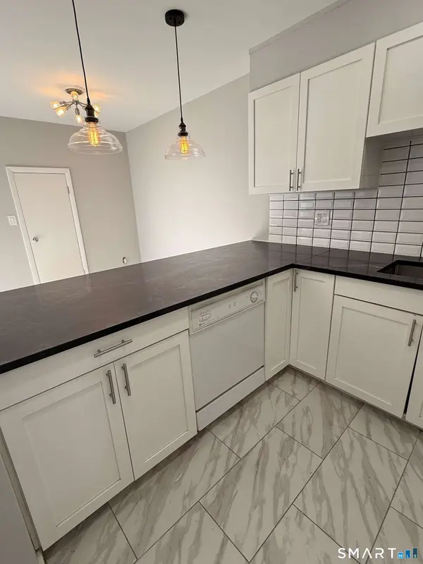 33 Pleasant Street #2, Stamford, CT 06901