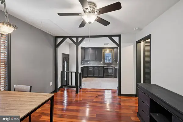 27 SCHOOL LN, Cherry Hill, NJ 08002