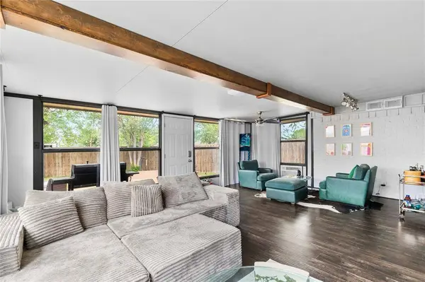 3925 Wind River Court, Irving, TX 75062