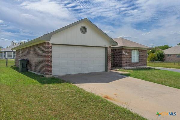 2806 Woodlands DR, Killeen, TX 76549