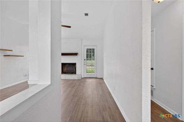 303 Rodeo CIR, Copperas Cove, TX 76522