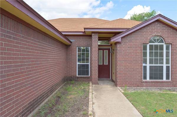 303 Rodeo CIR, Copperas Cove, TX 76522