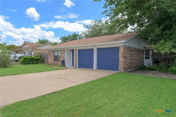 115 W Hogan DR, Copperas Cove, TX 76522