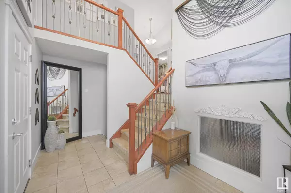 16128 131 ST NW, Edmonton, AB T6V 1V9