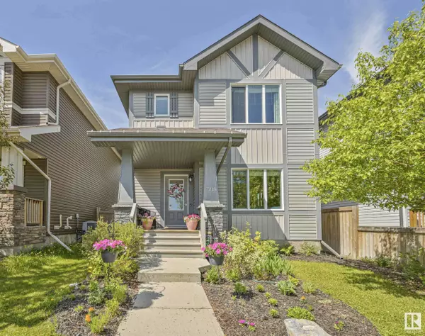 7218 ARMOUR CR SW, Edmonton, AB T6W 2N9