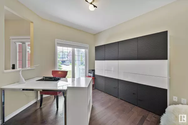 100 ELLINGTON CR, St. Albert, AB T8N 4C6