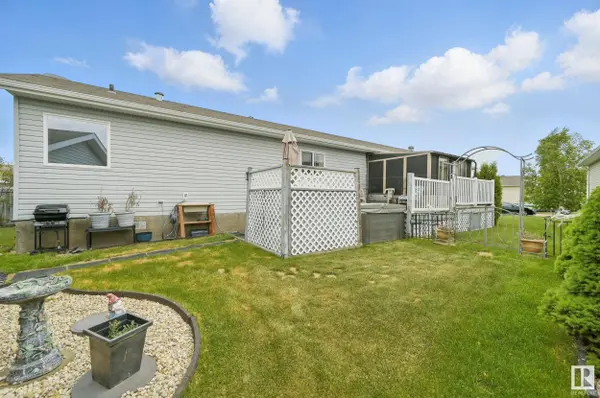 3016 Aspen Wynd, Leduc, AB T9E 8P9