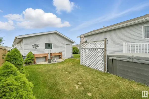 3016 Aspen Wynd, Leduc, AB T9E 8P9