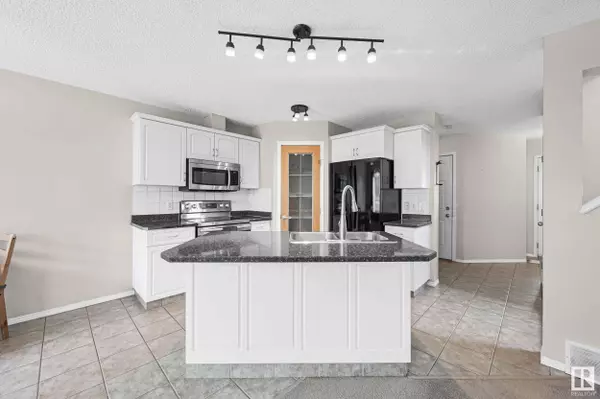 5309 RUE PARK ST, Beaumont, AB T4X 1L5