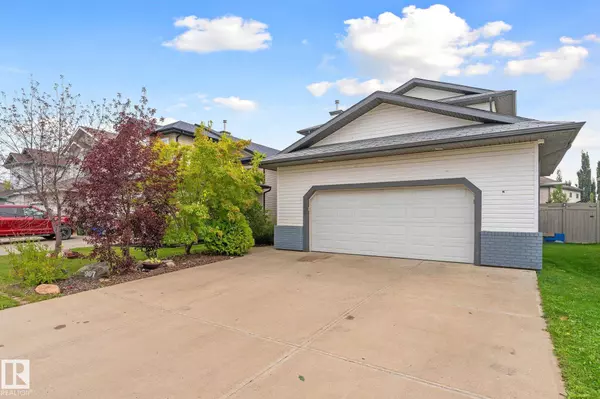 7907 96 ST, Morinville, AB T8R 1W1