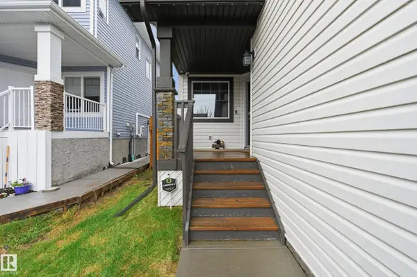 49 Navajo Ln, Fort Saskatchewan, AB T8L 0K6