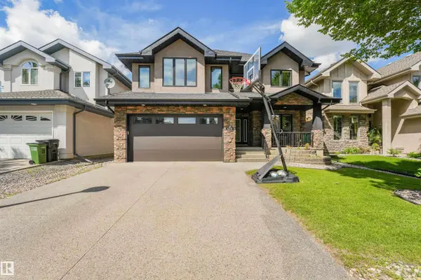 1231 TREDGER CT NW, Edmonton, AB T6R 0B1