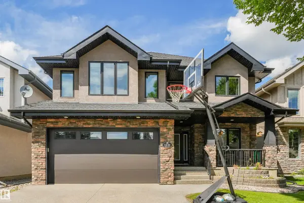 1231 TREDGER CT NW, Edmonton, AB T6R 0B1