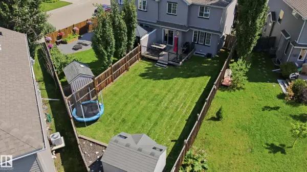 3606 Whitelaw BA NW, Edmonton, AB T6W 0P9
