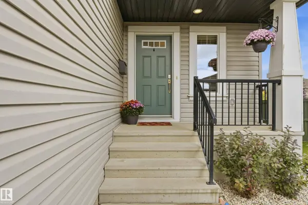 715 CACHE PL, Sherwood Park, AB T8H 0L4