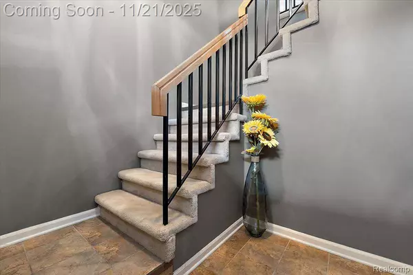 52232 Heatherstone AVE, Macomb, MI 48042