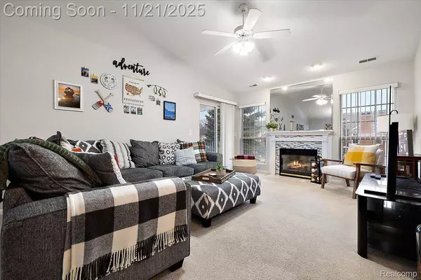 52232 Heatherstone AVE, Macomb, MI 48042