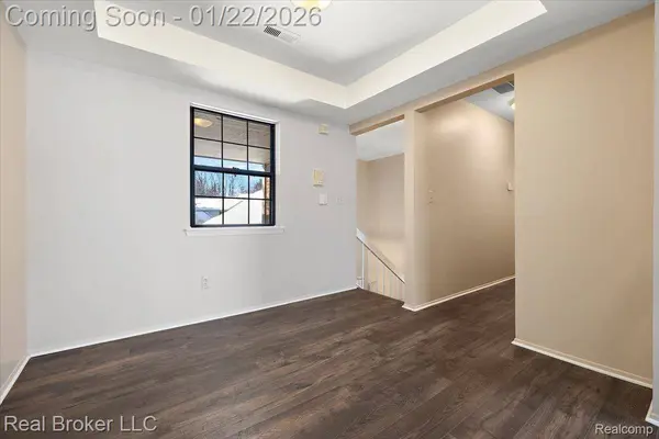 36952 Ridgedale CT, Farmington, MI 48331