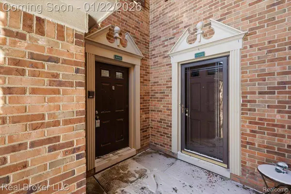 36952 Ridgedale CT, Farmington, MI 48331