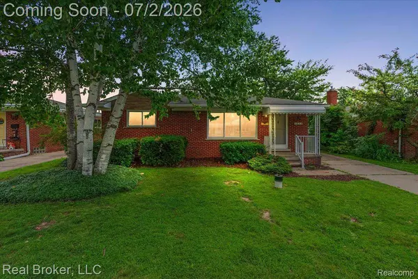 7624 Gary AVE, Westland, MI 48185