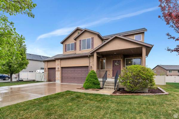 7812 N CRESTWOOD CIR, Eagle Mountain, UT 84005